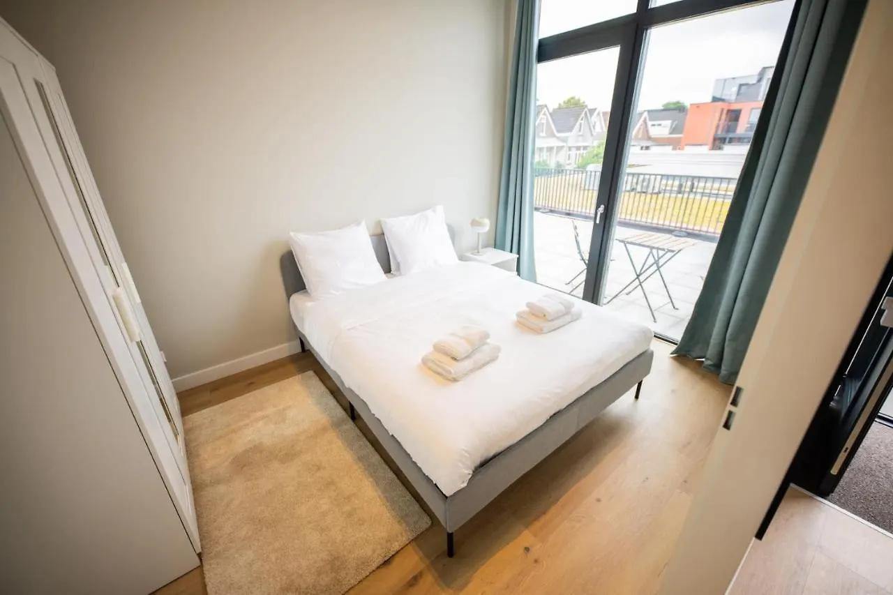 Breathtaking 3 Bedroom Apartment Pk6B Rotterdam Netherlands